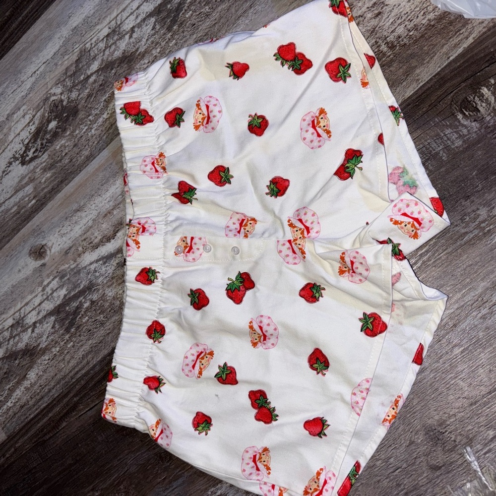 Strawberry shortcake Print Shorts